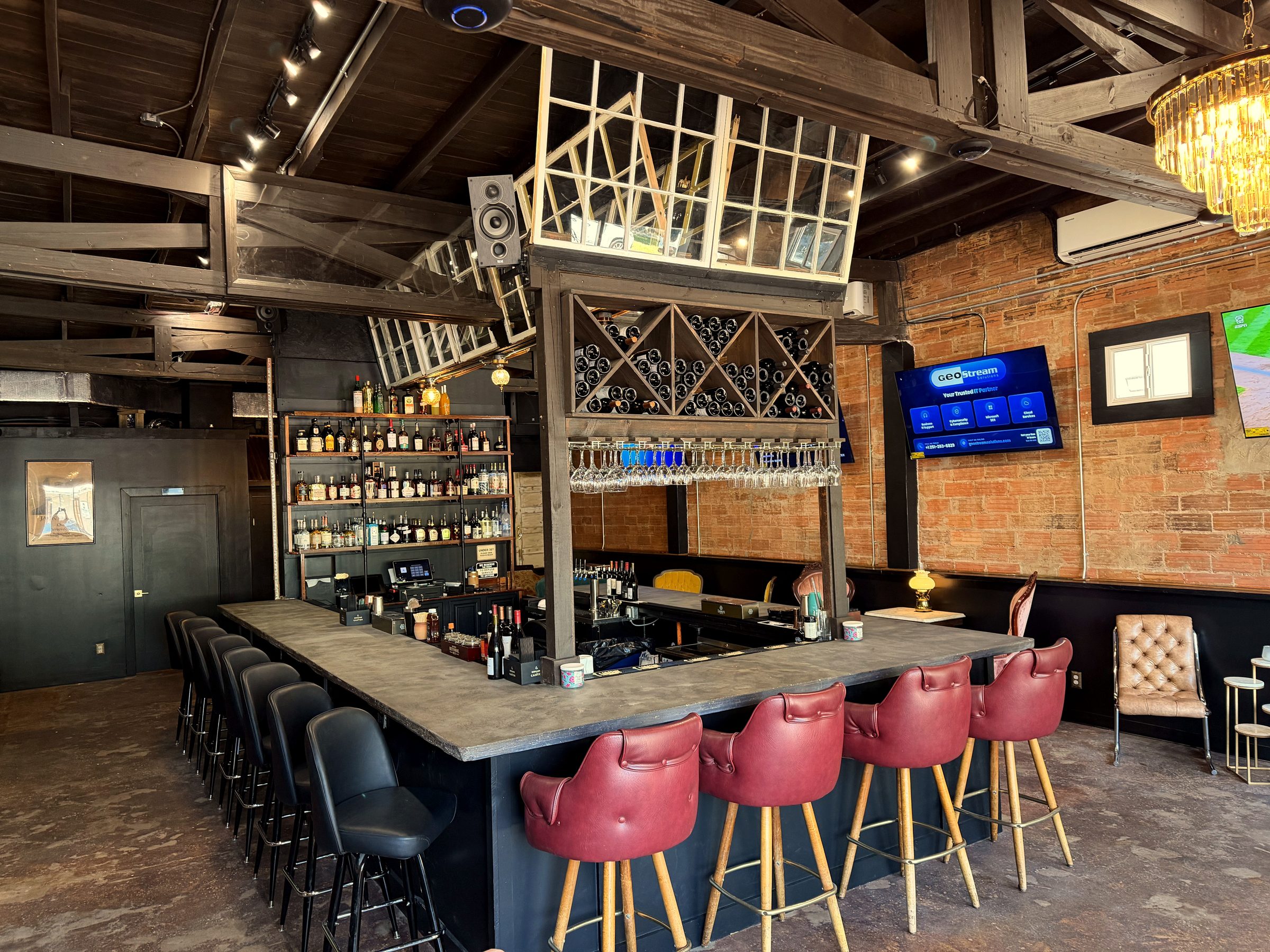Sports atmosphere at 87 West